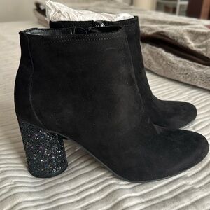 NWT glitter heel suede Priscilla bootie A New Day